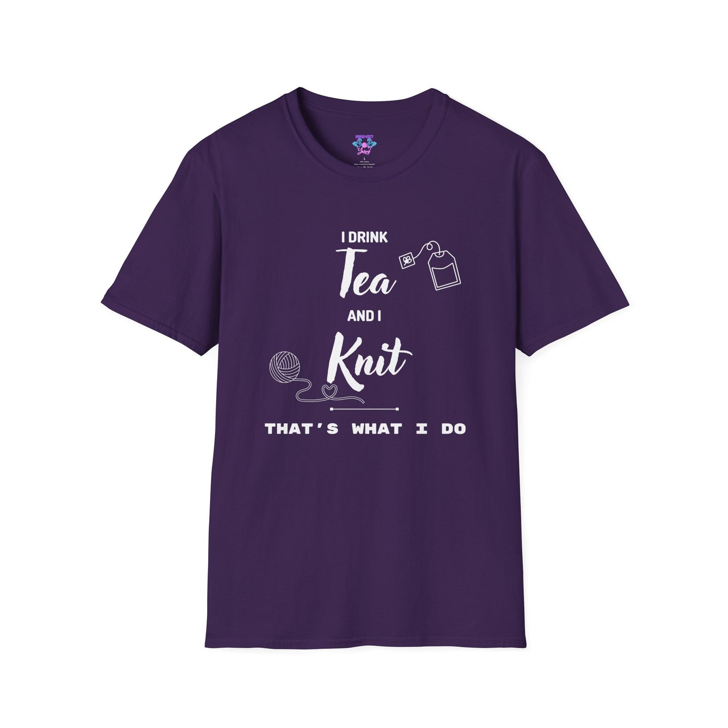 I Drink Tea and I Knit - Cool Vibes Unisex Softstyle T-Shirt - Perfect for Daily Wear & Casual Outings