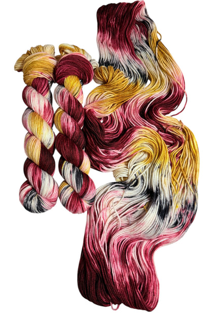 Garnet & Gold (Trusty DK)