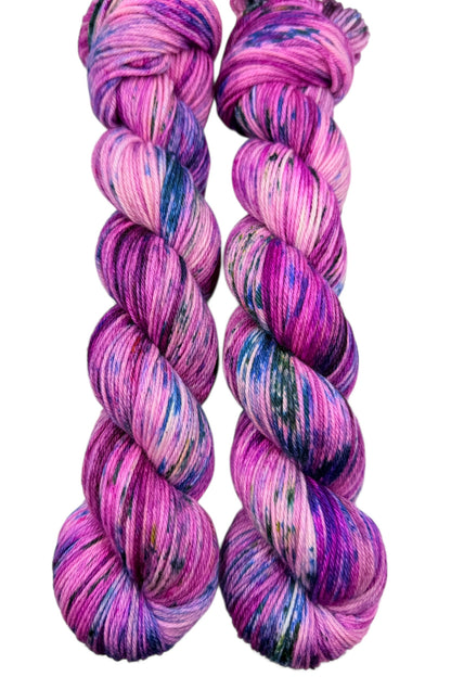 Baubles Bright (Trusty DK)