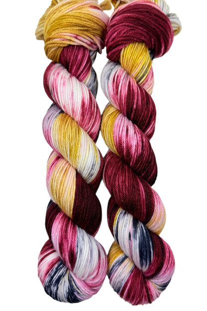 Garnet & Gold (Trusty DK)