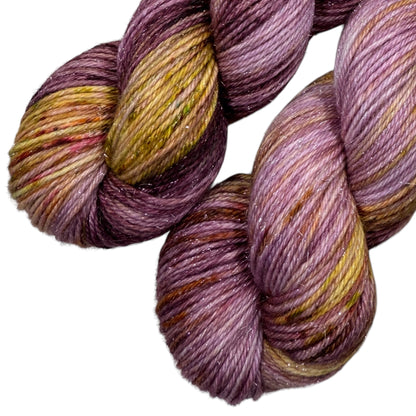 A Hallmark Holiday (Sparkly DK)